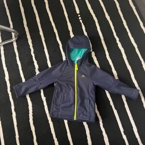 Beautiful Mountain jacket kids 2-3 years old